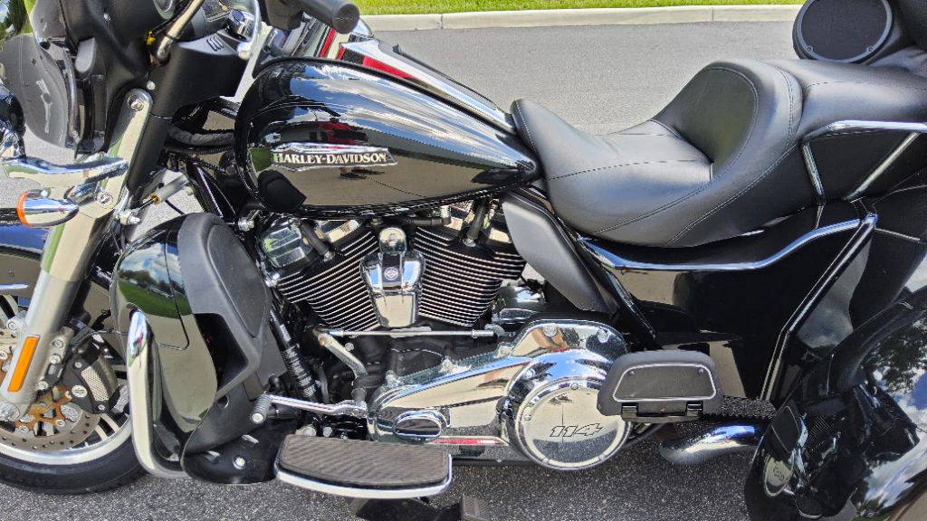 2020 Harley-davidson Tri Glide Ultra - $26,999