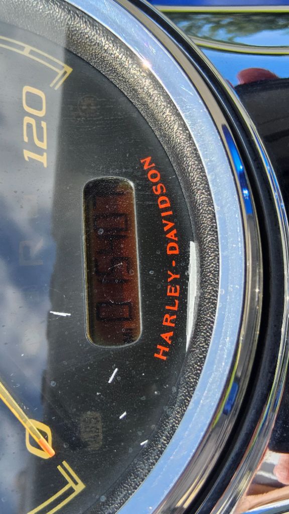 2015 Harley-davidson Freewheeler - $17,995