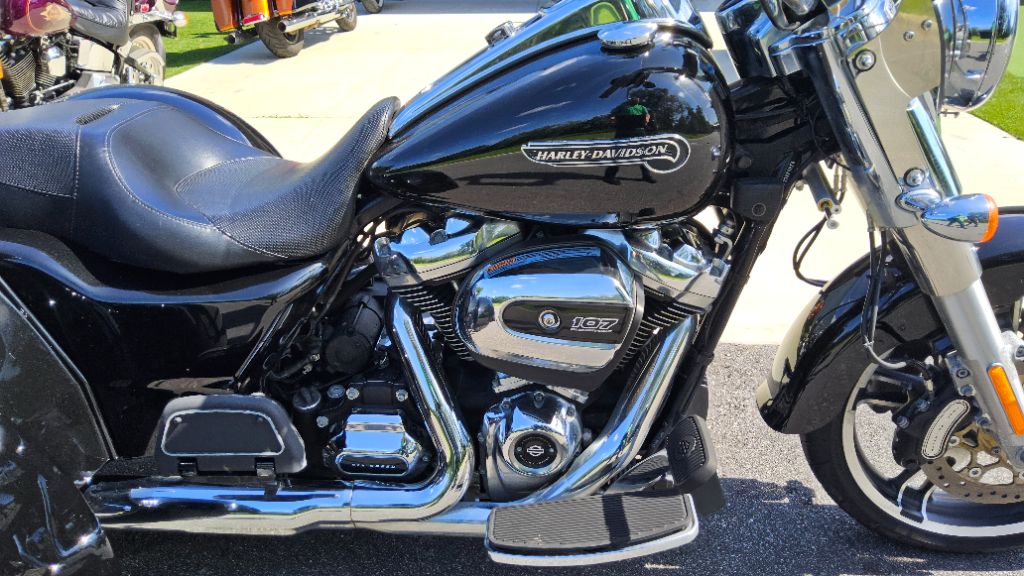 2017 Harley Davidson Freewheeler - $19,995
