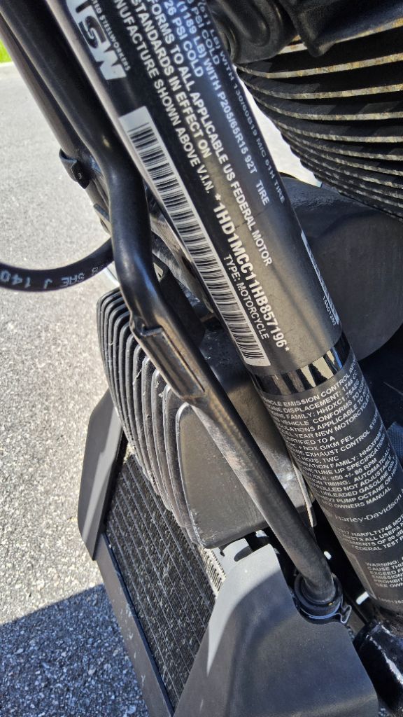 2017 Harley Davidson Freewheeler - $19,995