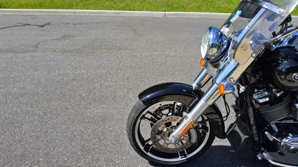 2017 Harley Davidson Freewheeler - $19,995