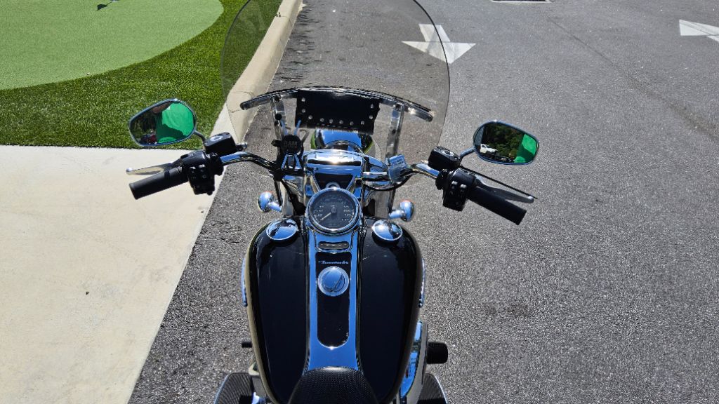 2017 Harley Davidson Freewheeler - $19,995