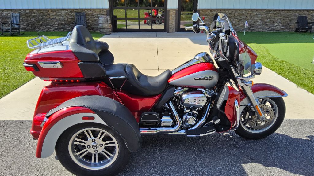2019 Harley-davidson Tri Glide Ultra - $23,995