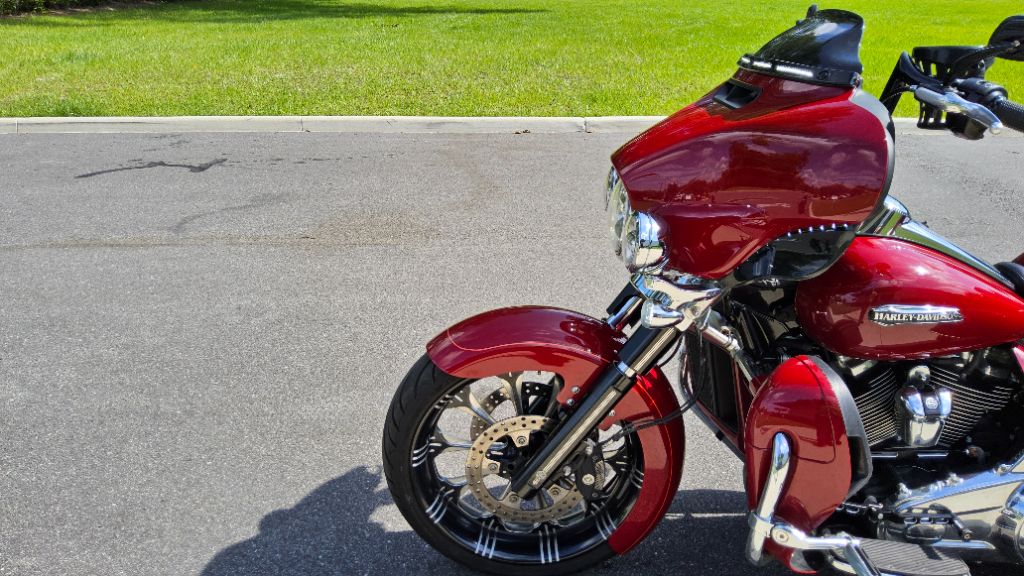 2021 Harley-davidson Tri Glide Ultra - $33,900