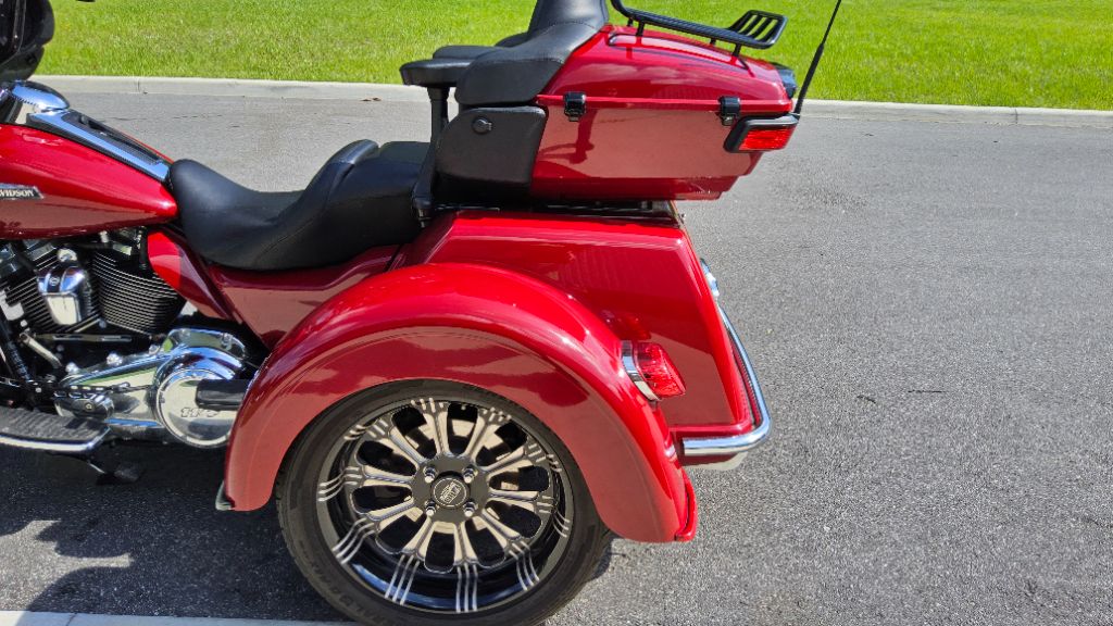 2021 Harley-davidson Tri Glide Ultra - $33,900