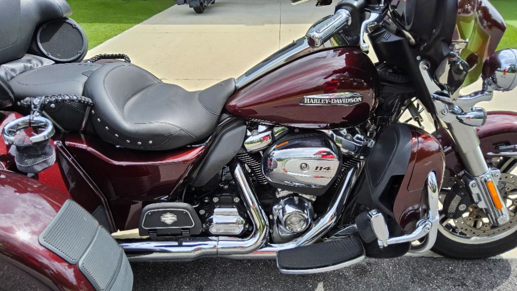 2019 Harley-davidson Tri Glide Ultra - $26,999