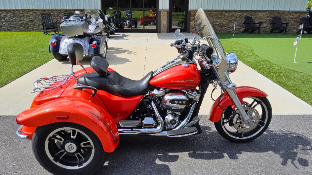 2017 Harley Davidson Freewheeler  - $19,950