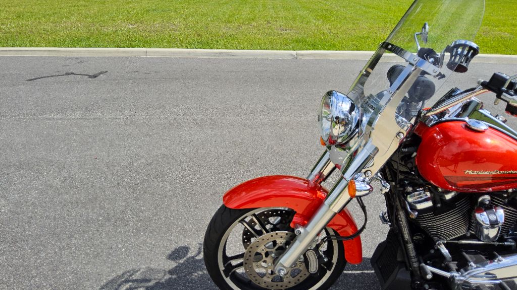 2017 Harley Davidson Freewheeler  - $19,950