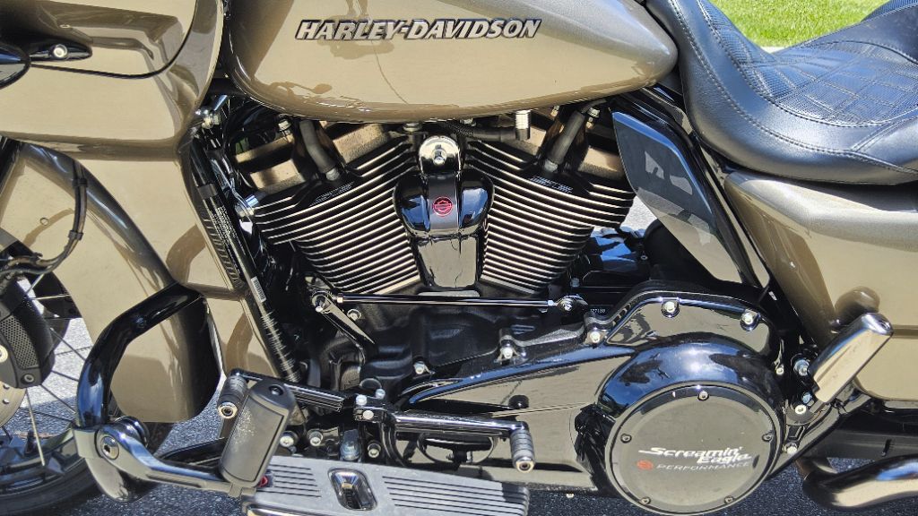 2021 Harley-davidson Cvo Road Glide - $29,500
