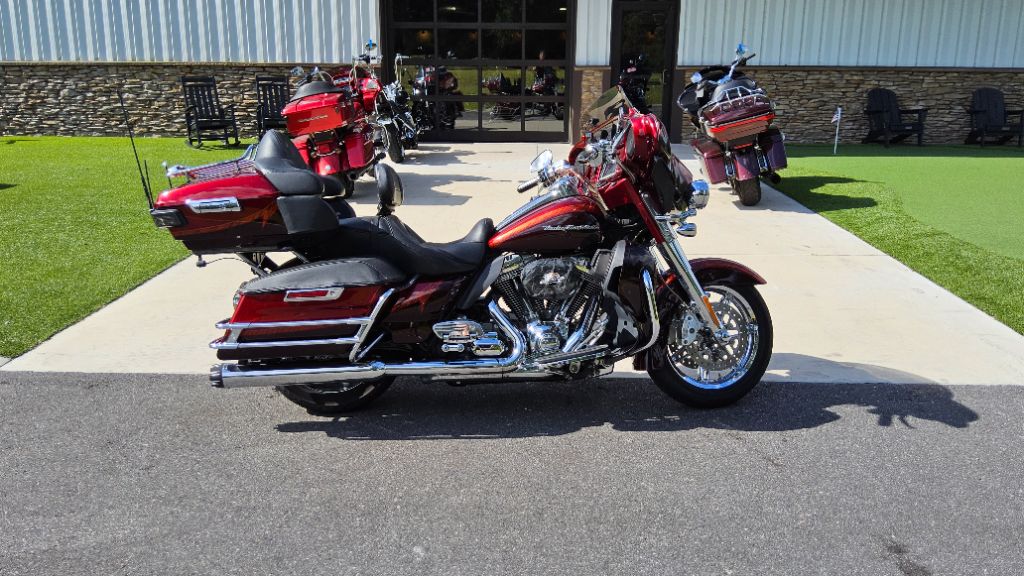 2014 Harley-davidson Cvo Electra Glide Ultra Limited - $14,500