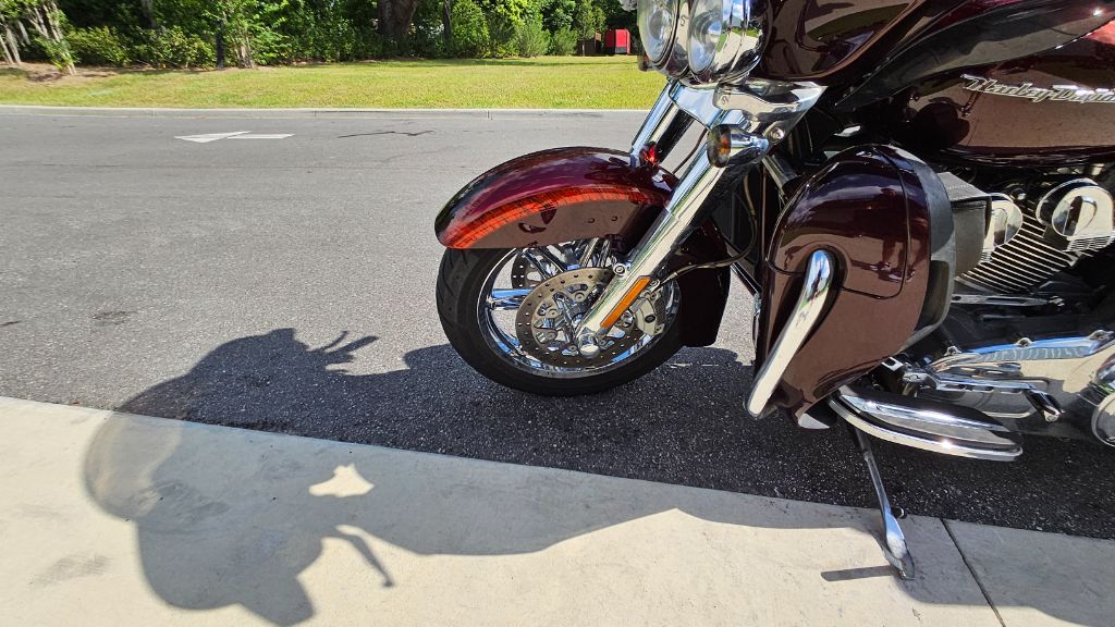 2014 Harley-davidson Cvo Electra Glide Ultra Limited - $14,500