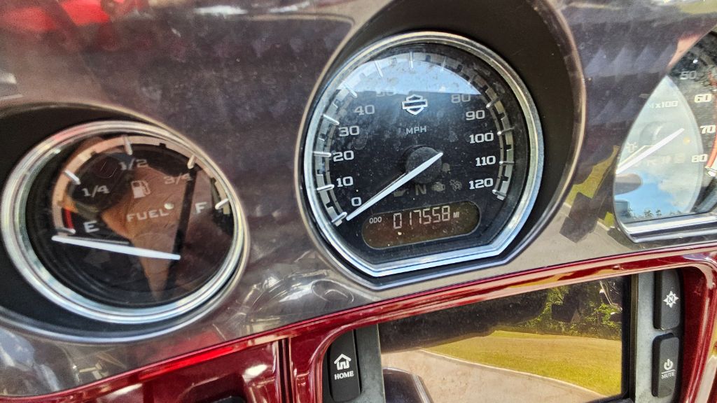 2014 Harley-davidson Cvo Electra Glide Ultra Limited - $14,500