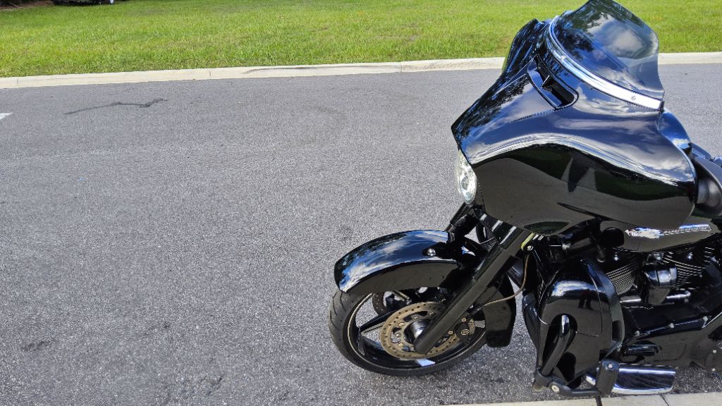 2016 Harley-davidson Cvo Street Glide - $15,900