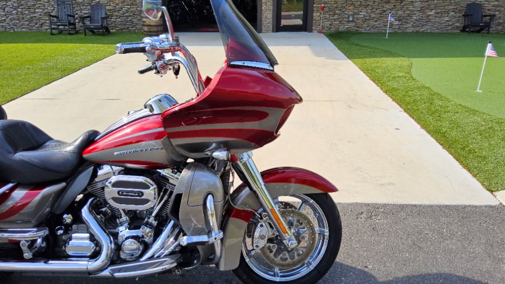 2016 Harley-davidson Cvo Road Glide Ultra - $14,900