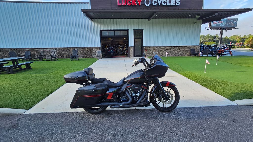 2018 Harley-davidson Cvo Road Glide - $24,900