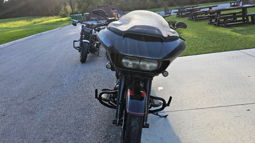 2018 Harley-davidson Cvo Road Glide - $24,900