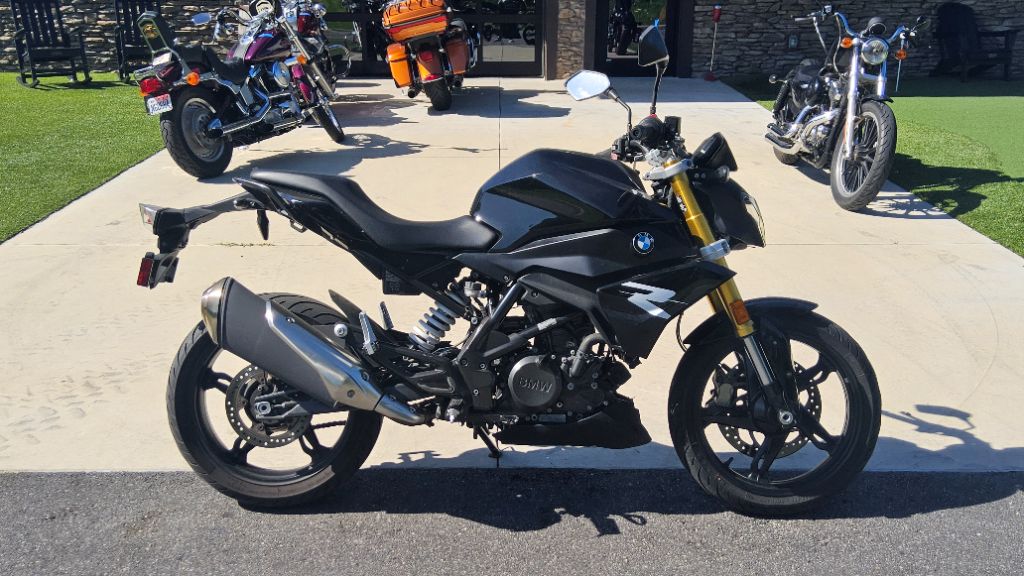 2022 BMW G 310 R - $3,999