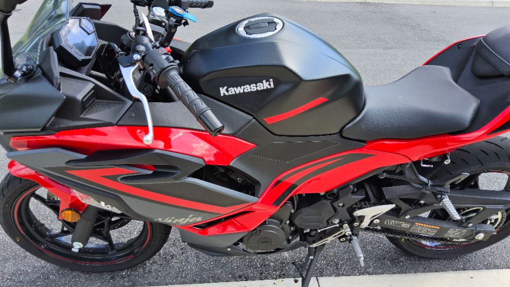 2025 Kawasaki Ninja 500 - $5,750