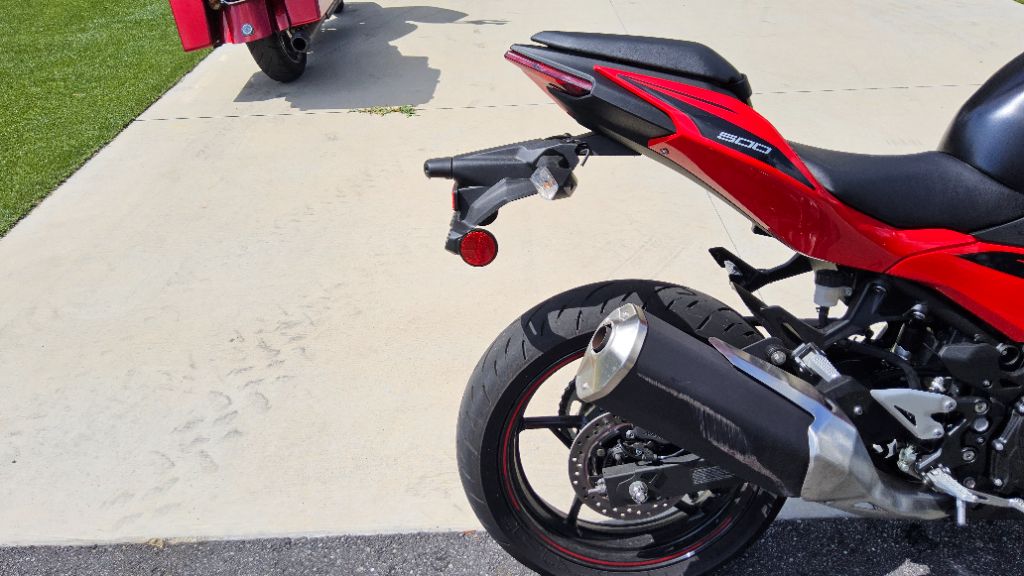 2025 Kawasaki Ninja 500 - $5,750