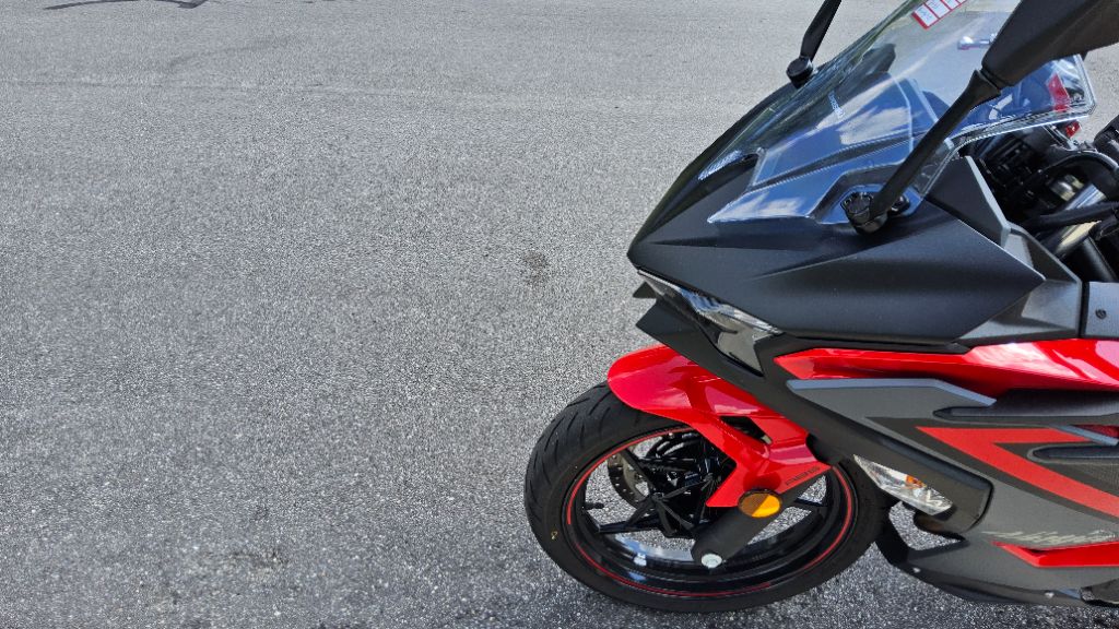 2025 Kawasaki Ninja 500 - $5,750
