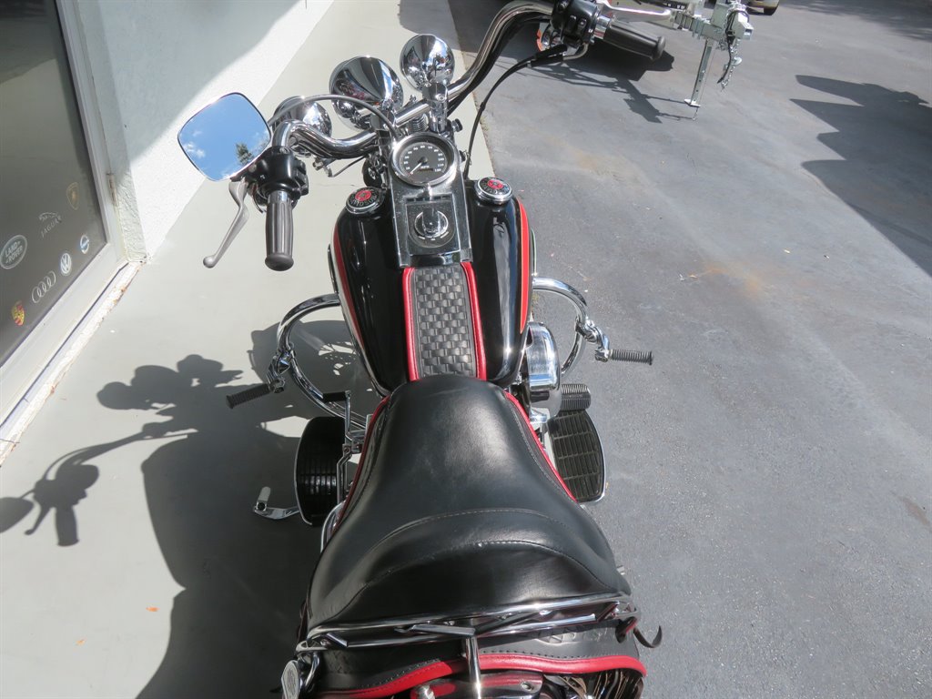 1998 Harley-Davidson Road King - $16,900