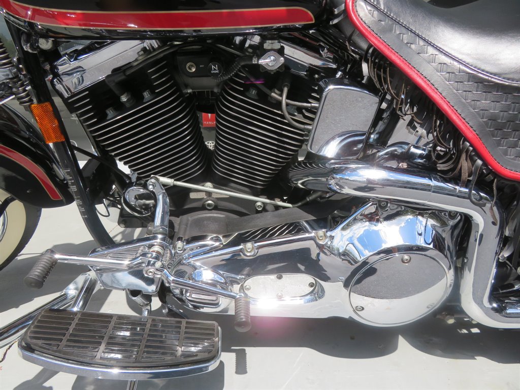 1998 Harley-Davidson Road King - $16,900