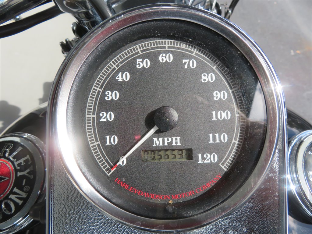 1998 Harley-Davidson Road King - $16,900