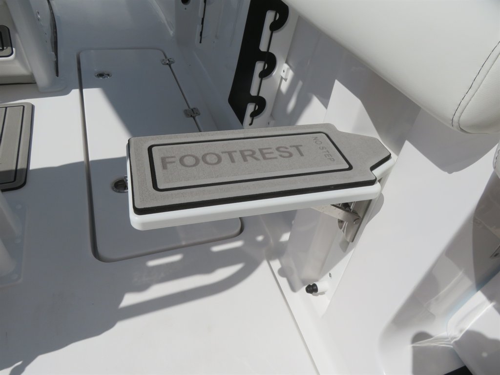 2027 TIDEWATER 256 LXF - $159,693