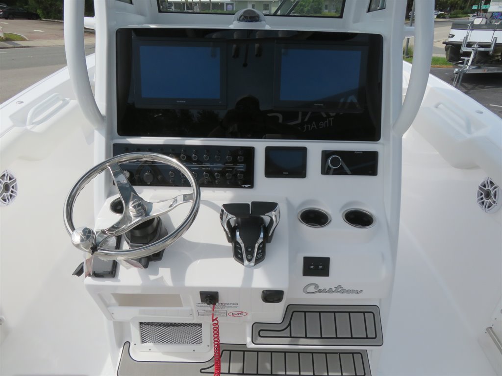 2027 TIDEWATER 272CC