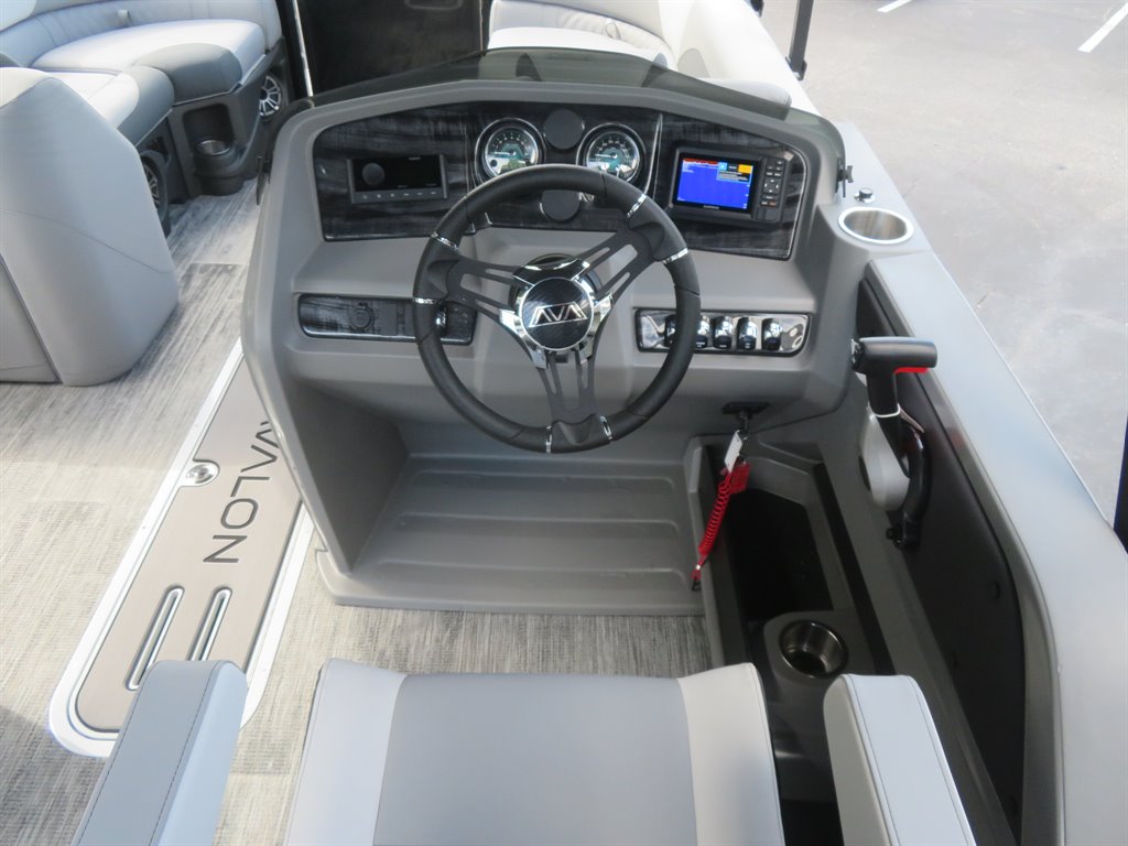 2027 AVALON LSZ VRB