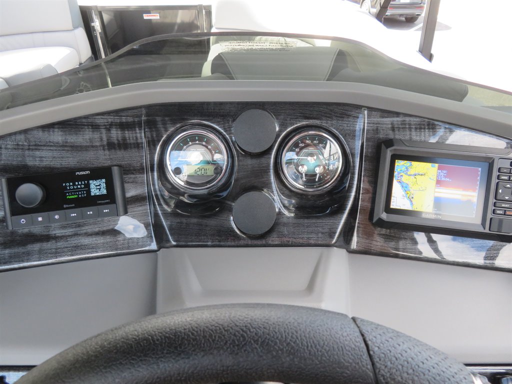 2027 AVALON LSZ VRB