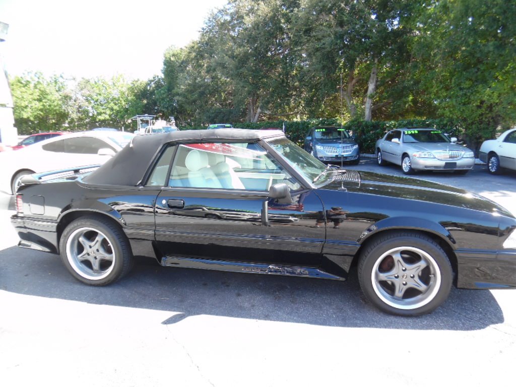 1988 Ford Mustang GT photo