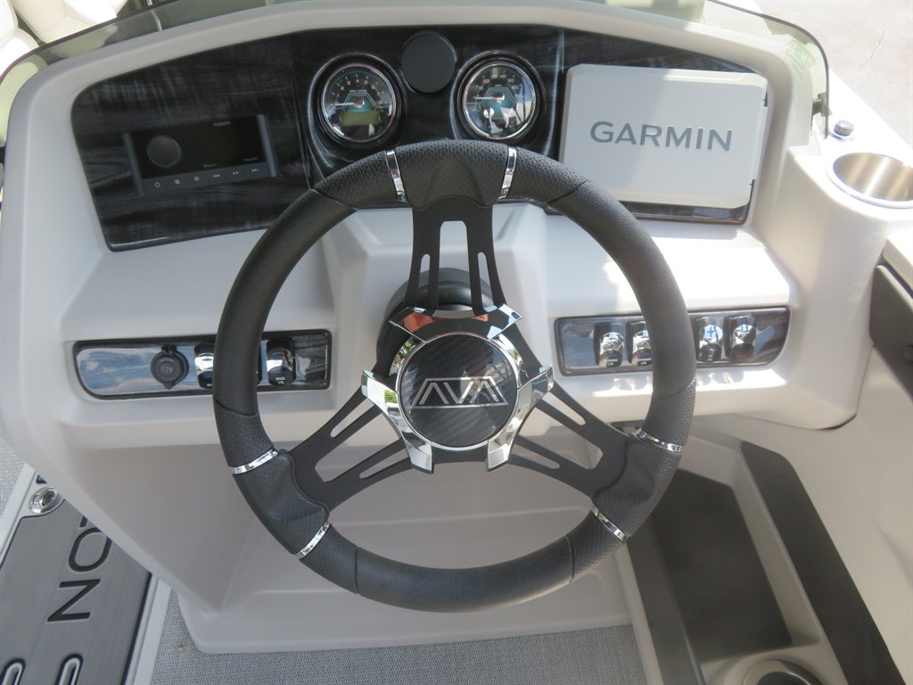 2027 Avalon 23 LSZ ENT - $91,800