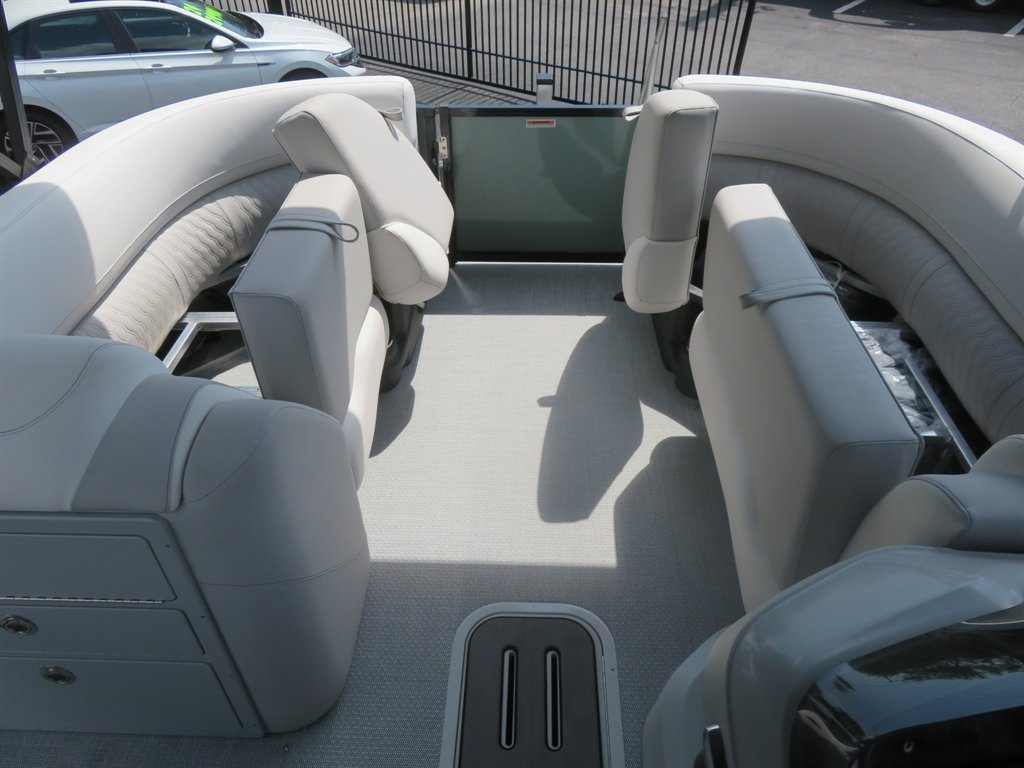 2027 Avalon 23 LSZ ENT - $91,800