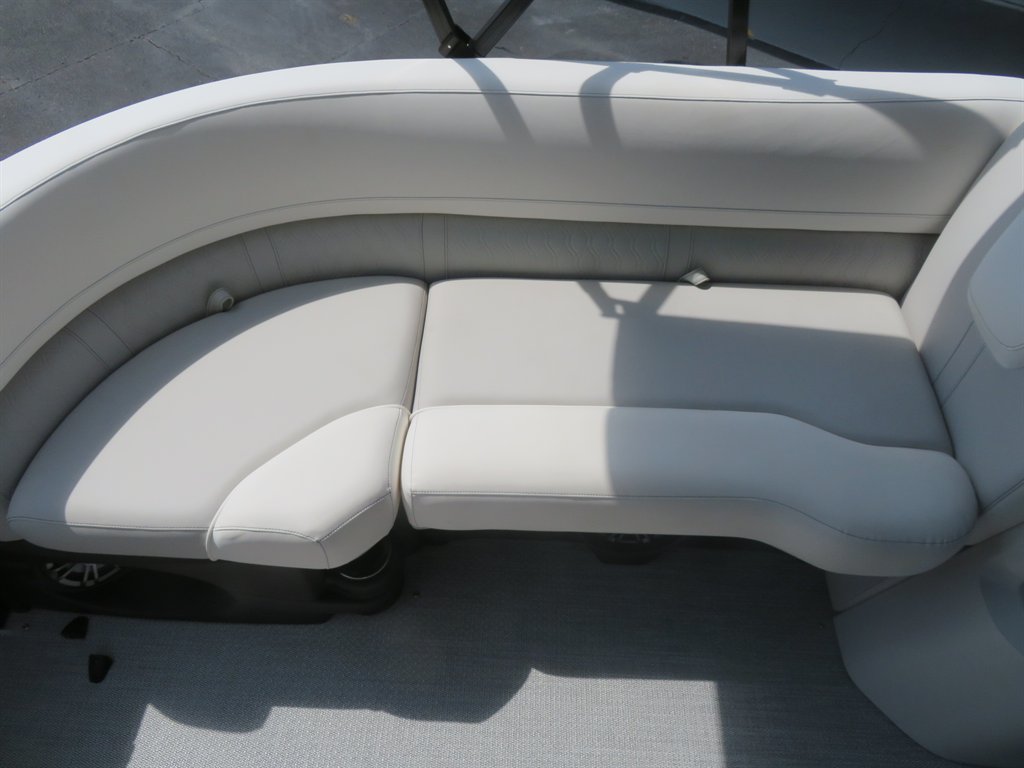 2027 Avalon 23 LSZ ENT - $91,800