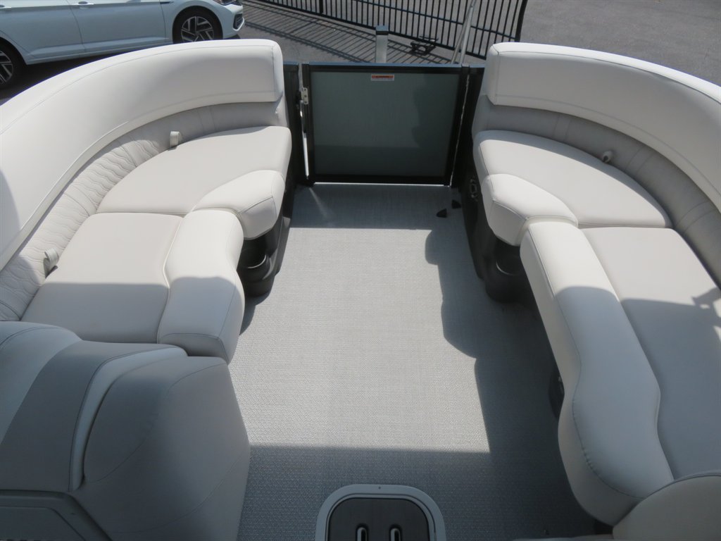 2027 Avalon 23 LSZ ENT - $91,800