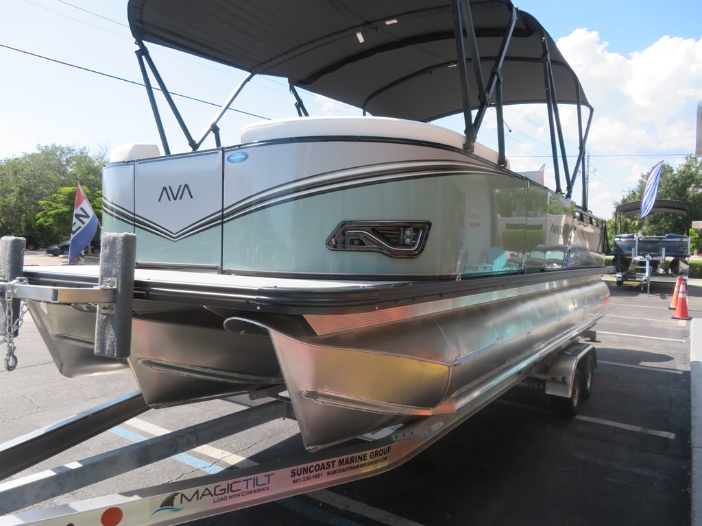 2027 Avalon 23 LSZ ENT - $91,800