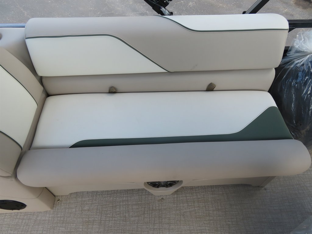 2027 Avalon 25 Venture 85 CCF - $98,900
