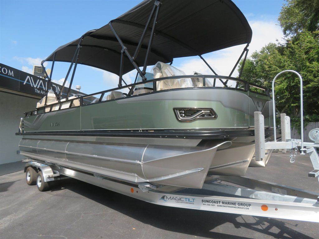 2027 Avalon 25 Venture 85 CCF - $98,900