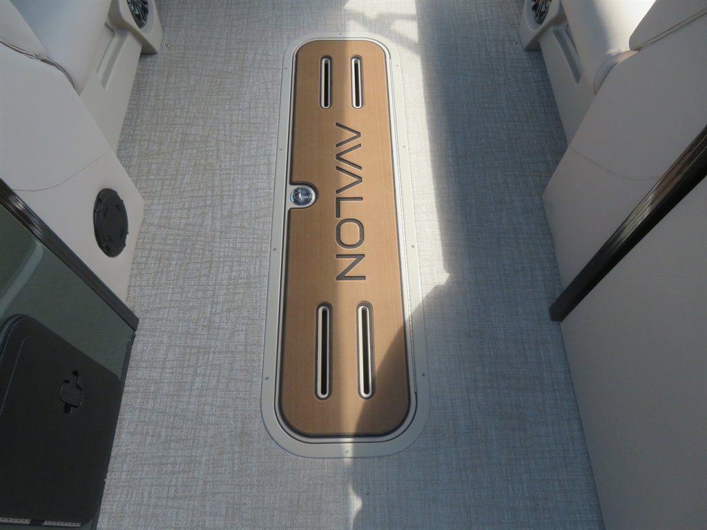2027 Avalon 25 Venture 85 CCF - $98,900