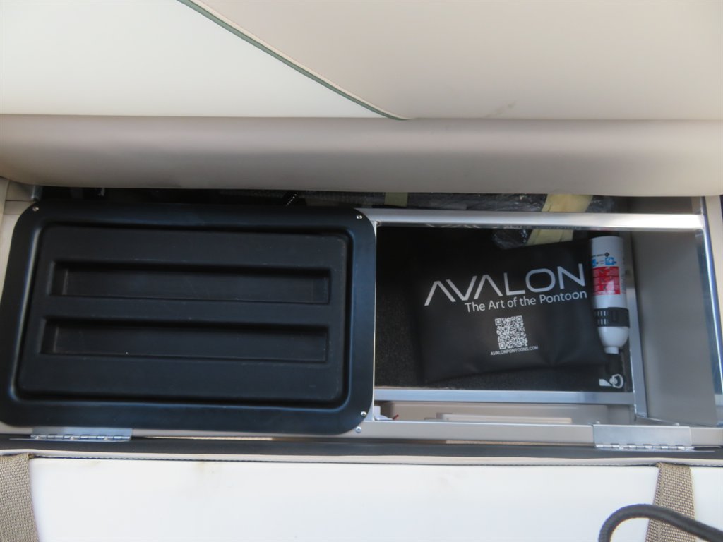 2027 Avalon 25 Venture 85 CCF - $98,900