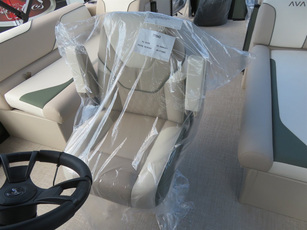 2027 Avalon 25 Venture 85 CCF - $98,900