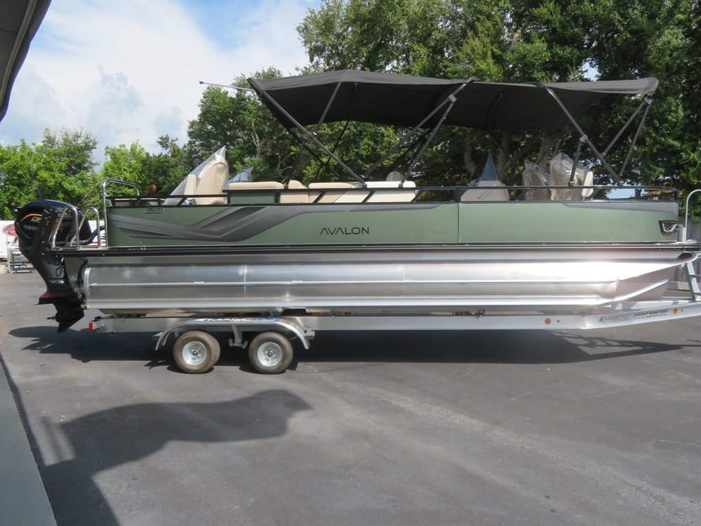 2027 Avalon 25 Venture 85 CCF - $98,900
