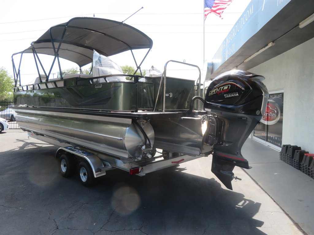 2027 Avalon 25 Venture 85 CCF - $98,900