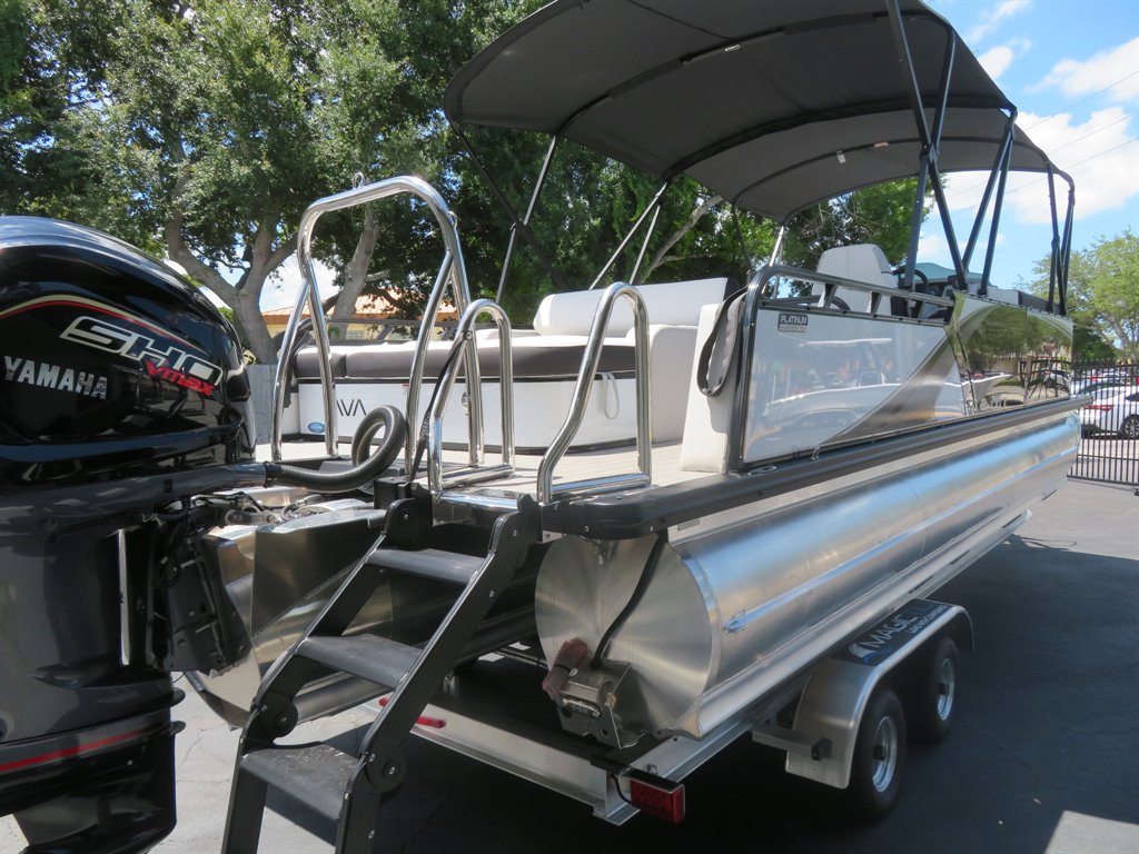 2027 Avalon 25 LSZ VRB - $99,800