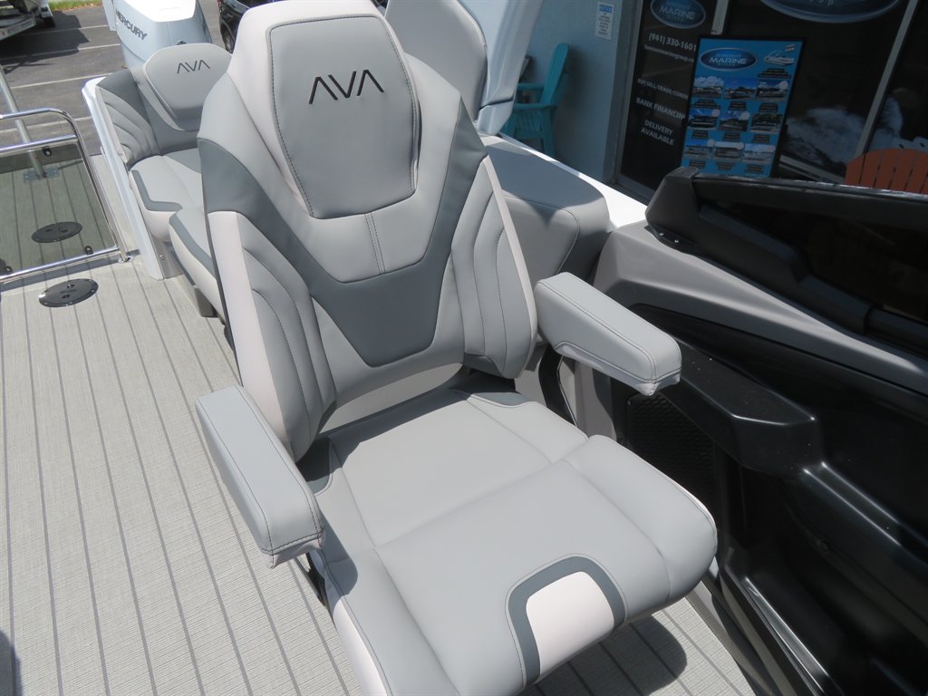 2027 Avalon Excalibur Carbon - $309,000