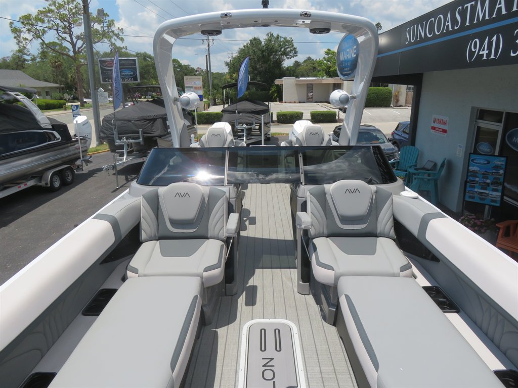 2027 Avalon Excalibur Carbon - $309,000