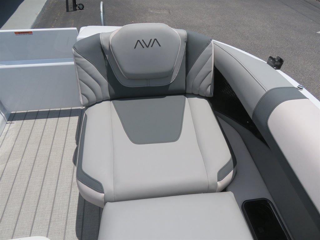 2027 Avalon Excalibur Carbon - $309,000