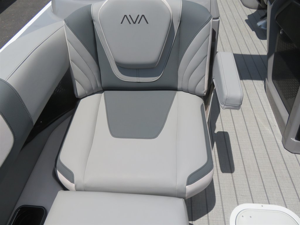 2027 Avalon Excalibur Carbon - $309,000