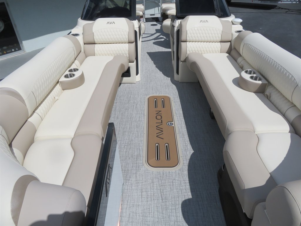 2026 Avalon 27 Excalibur LTD QL - $249,900